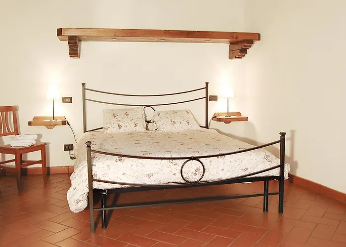 Agriturismo Il Piano Farm stay *